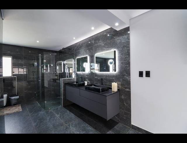 4 BEDROOM HOUSE FOR SALE IN MEYERSDAL